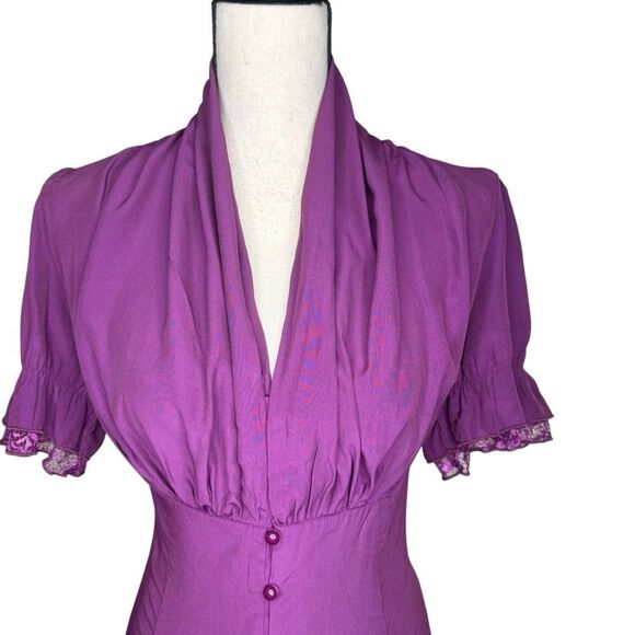 Scarlet Darkness Burgundy Satin Corset Short Sleeve Victorian Blouse Size M - Picture 3 of 16